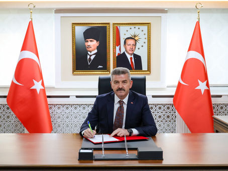 Artvin Valiliğine atanan Turan Ergün göreve başladı