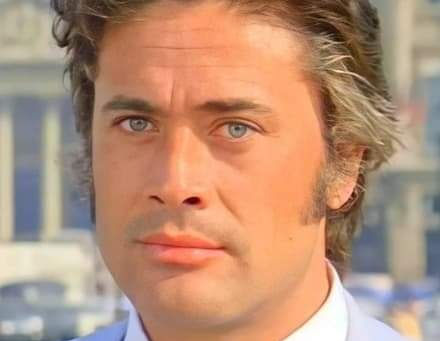 Cüneyt Arkın, ölümünün 1. yılında mezarı başında anıldı