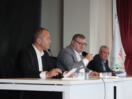 Ataşehir Belediye Meclisi 'göçebe' oldu!