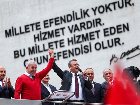 CHP lideri Özgür Özel Artvin'de: CHP'nin arkasında kaya gibi duruyorsunuz!
