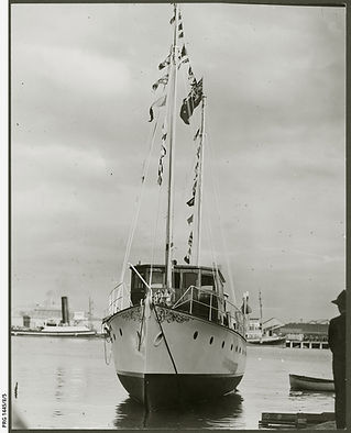 MY 'Martindale' at Port Adelaide PRG-1445-8-5.jpeg
