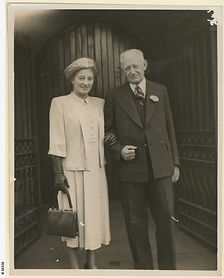 Dorothy Elizabeth Mortlock (nee Beech) and John Andrew Tennant Mortlock standing outside S