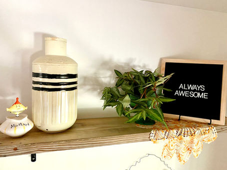 Choosing Shelving Decor