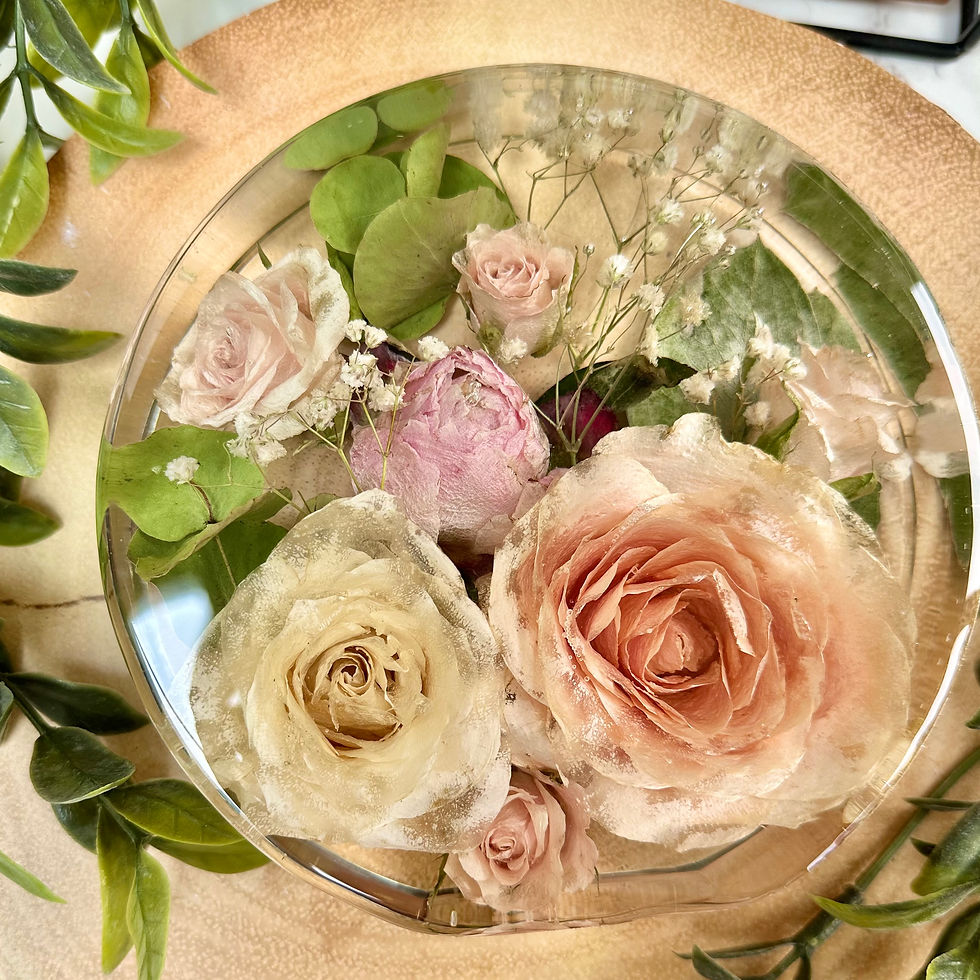 Thumbnail: 25cm freestanding Round Plaque