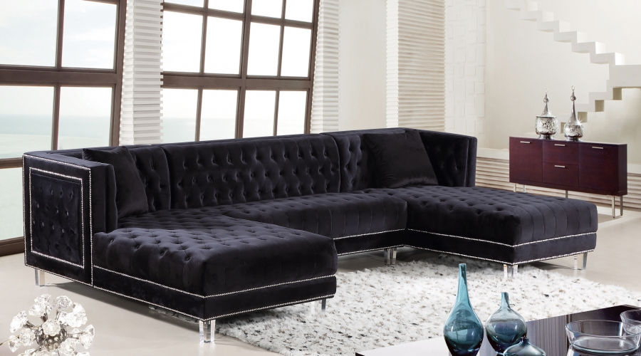 Black U Shape Sectional 
