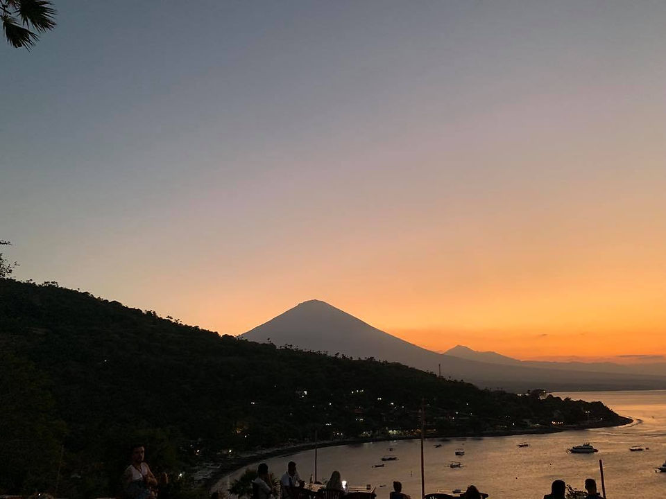 volcan coucher de soleil Amed Bali