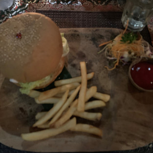 restaurant hamburger ubud bali
