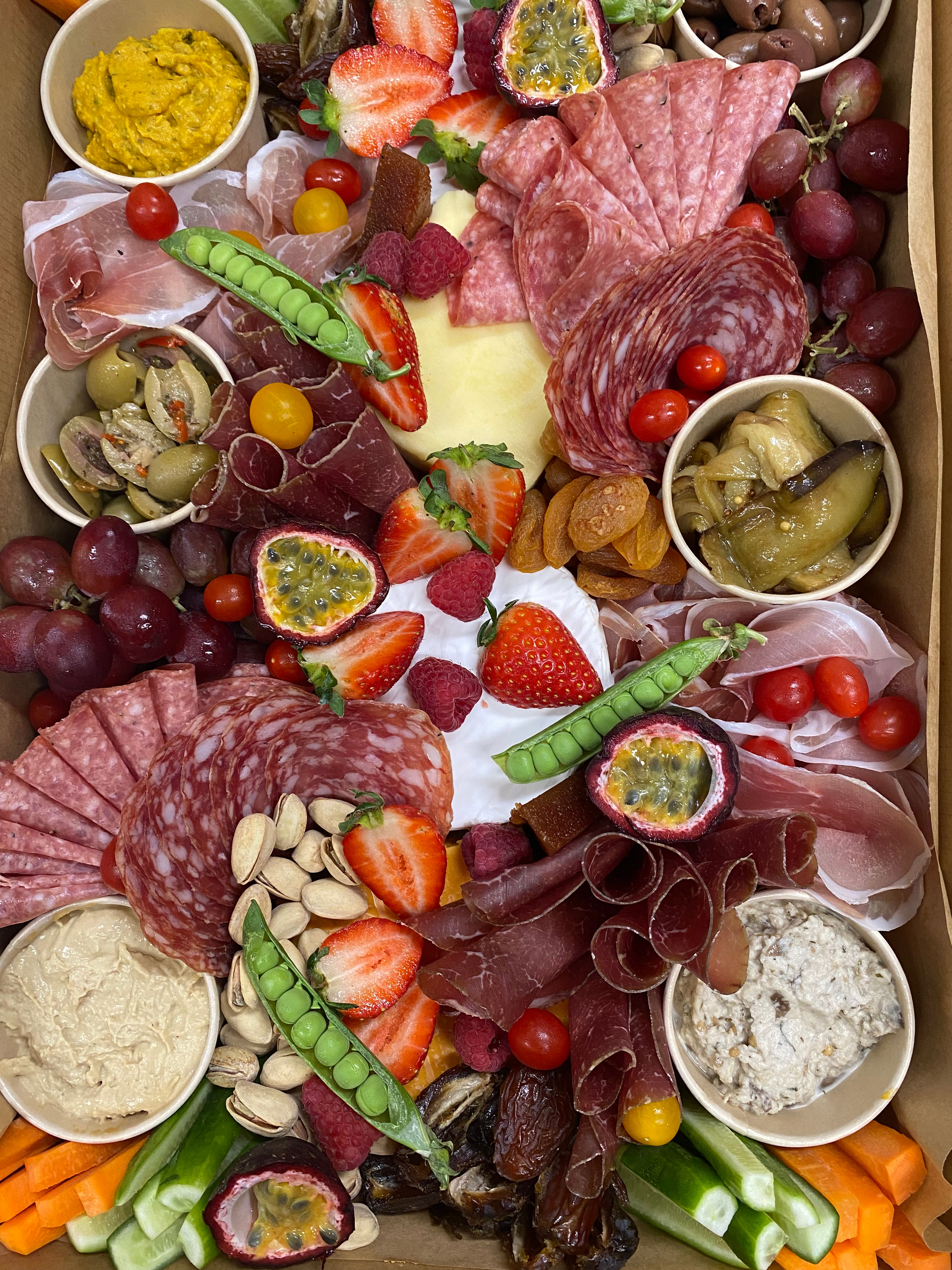 Large Grazing Hamper