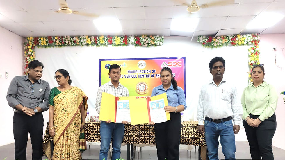 MoU signing between SkyySkill Academy and Government Polytechnic Sonepur for Odisha’s first AI-Enabled EV Center of Excellence.