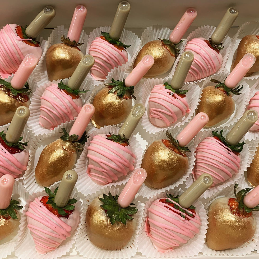 Thumbnail: Chocolate-dipped strawberries