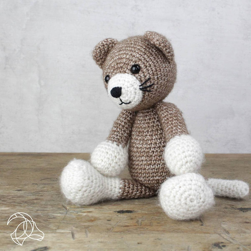 Miniaturbild: HardiCraft Häkelset zum Selbermachen - Robbin Cat | DIY Geschenk