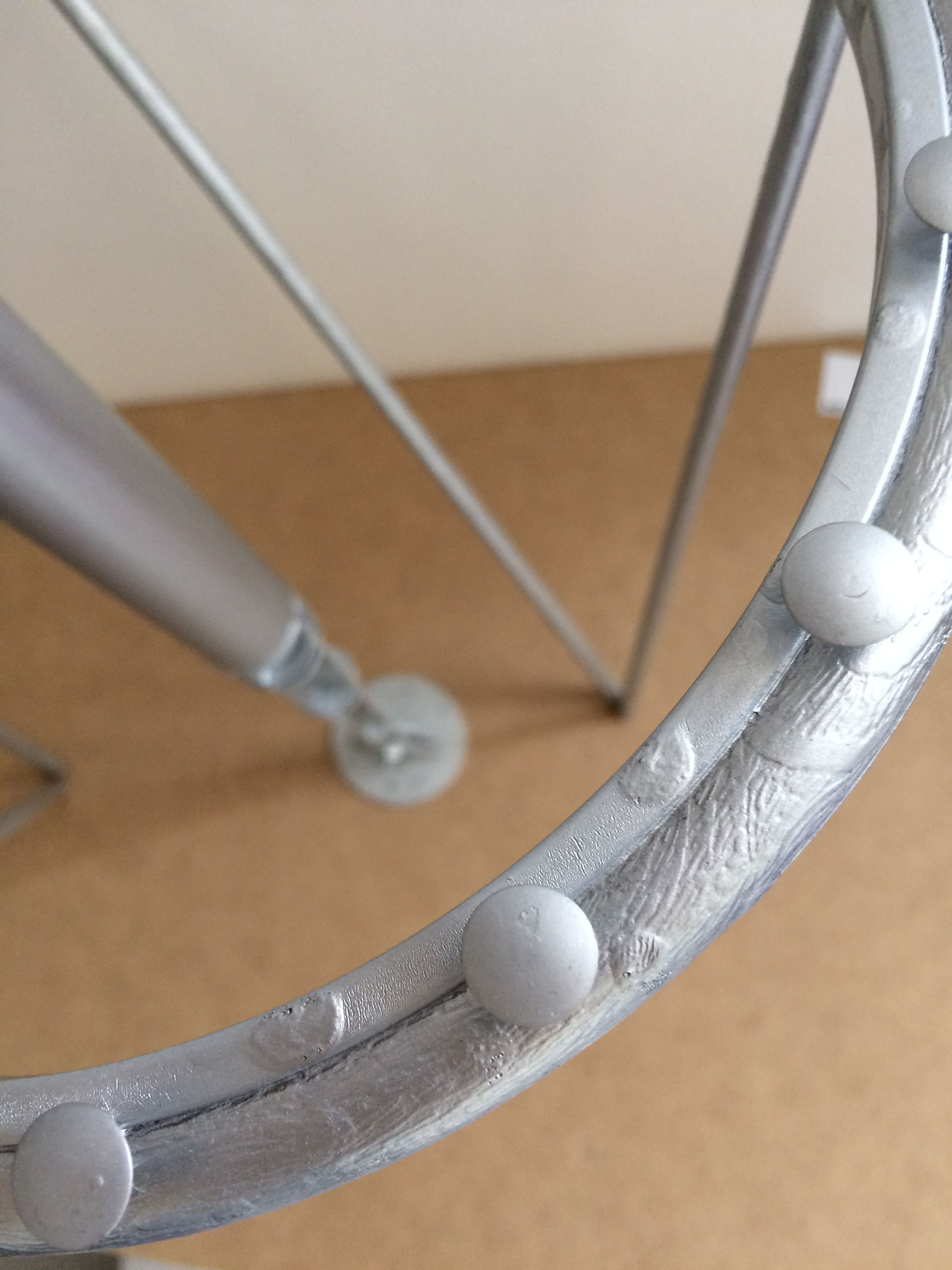 Bale ring detail