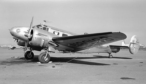 Beech_18_N80166_(4947415822).jpg