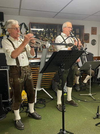 laederhose Band