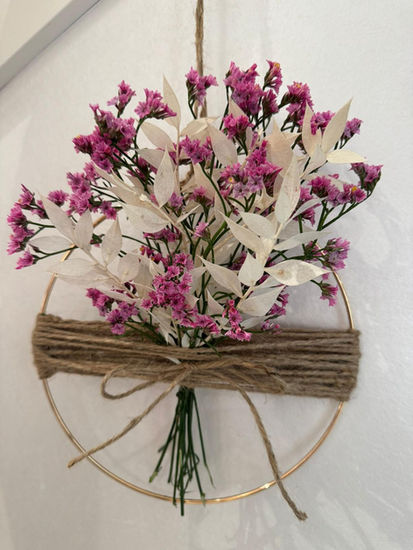 Floraler Workshop bei BlumenKnecht mit Raum für Kreativität und Inspiration