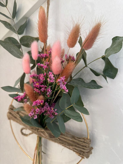 Floraler Workshop bei BlumenKnecht mit Raum für Kreativität und Inspiration