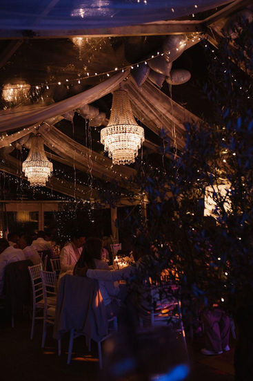 Individuelle Eventfloristik mit stimmiger Farbwelt und besonderer Atmosphäre