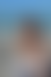 ragazza che ride a Venice Fishing Pier