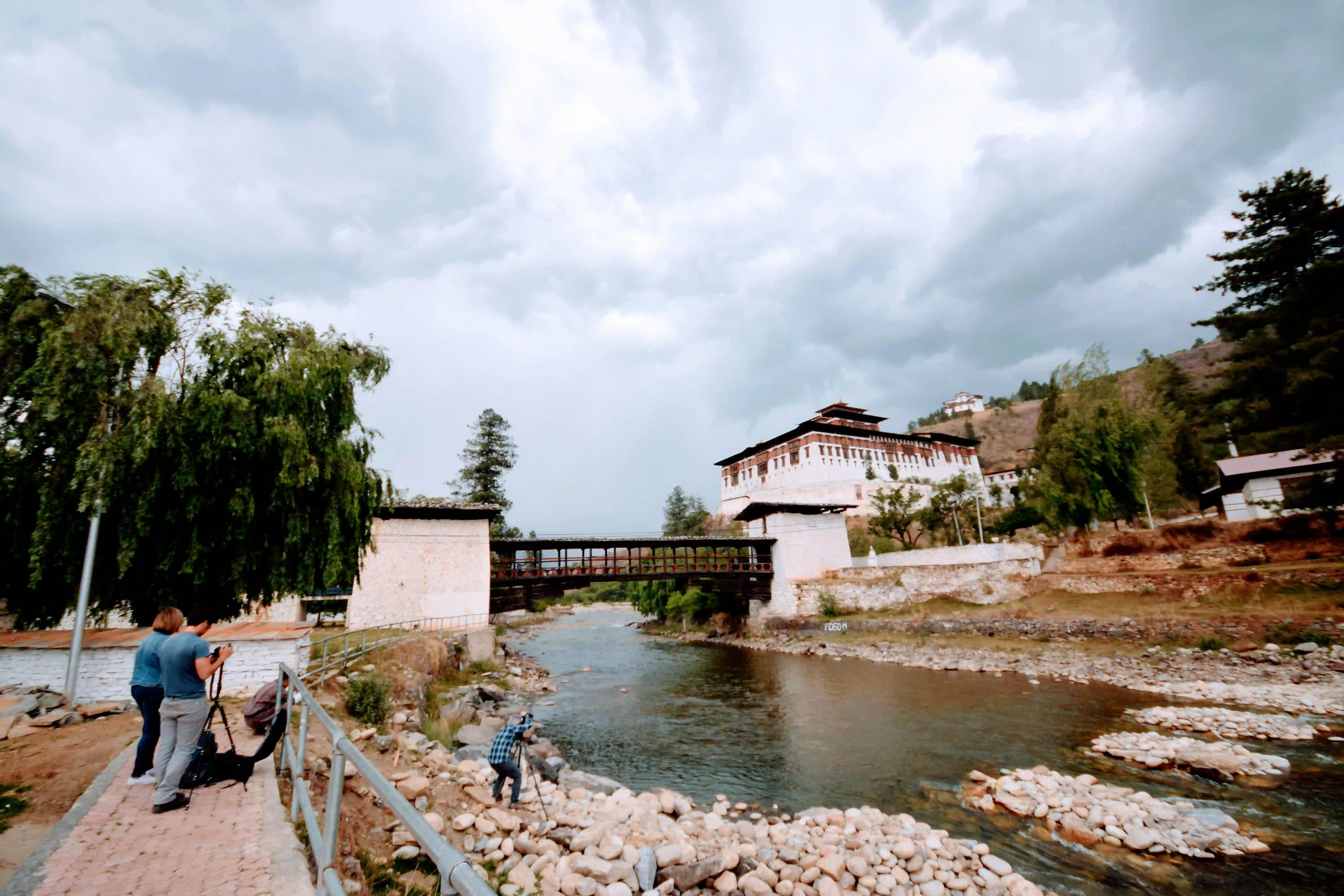 The Paro Rinpung 'Heap of Jewels' Dzong.