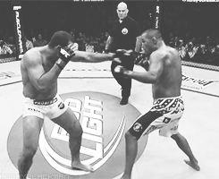 Tebhe: 1 Dan Henderson