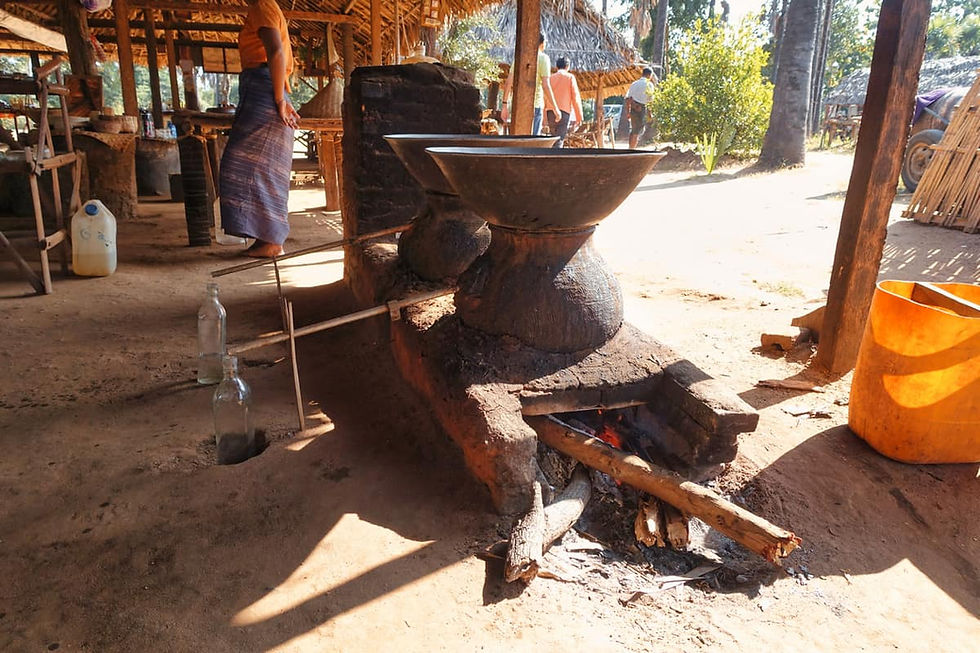 Cooking palm jaggery