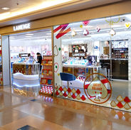 LANEIGE Christmas Window Display