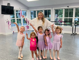 Our littles finish out the summer with Miss Sophia! 💜.jpeg