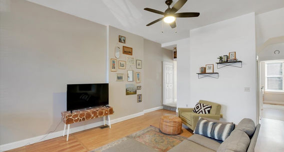 10-902 E Liberty St-109.jpg