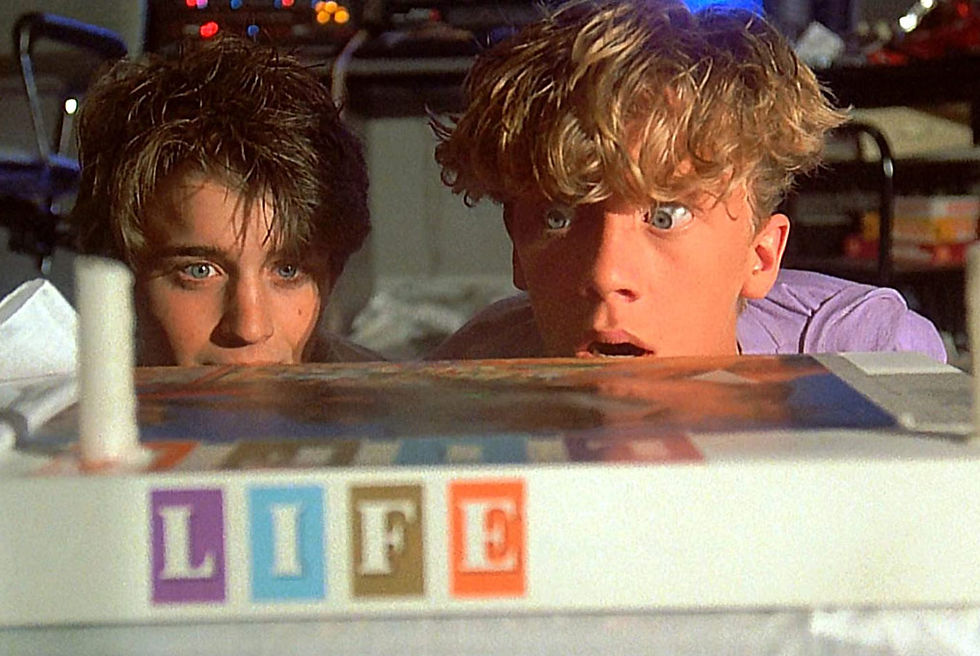 Anthony Micheal Hall (Gary) and Ilan Mitchell-Smith (Wyatt), the nerds/unpopular teenagers in Weird Science by John Hughes.