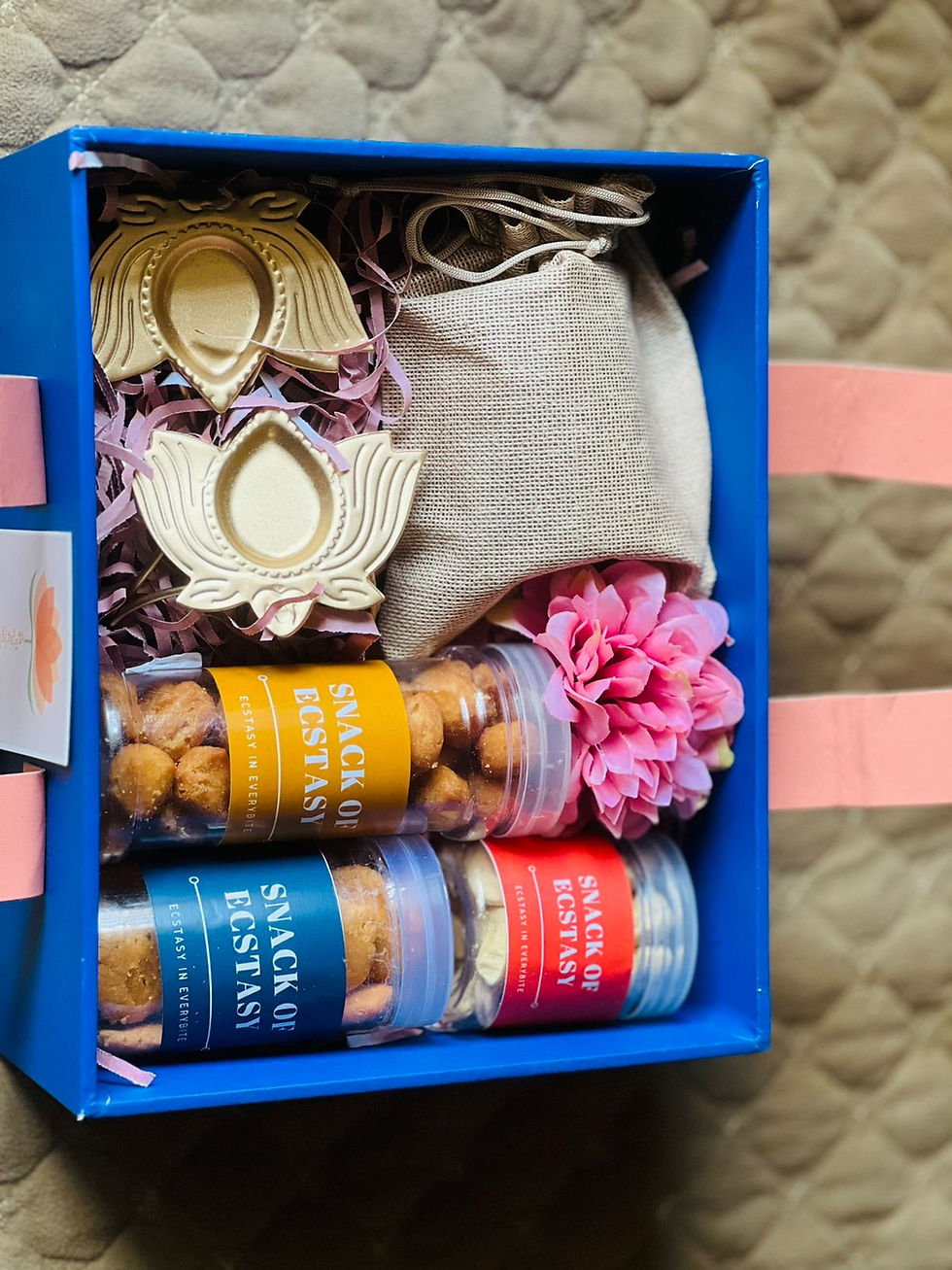Thumbnail: ROYAL LUXURY HAMPER
