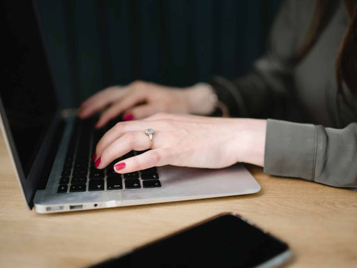 Wieso dich dein Kind triggert und was du dagegen tun kannst