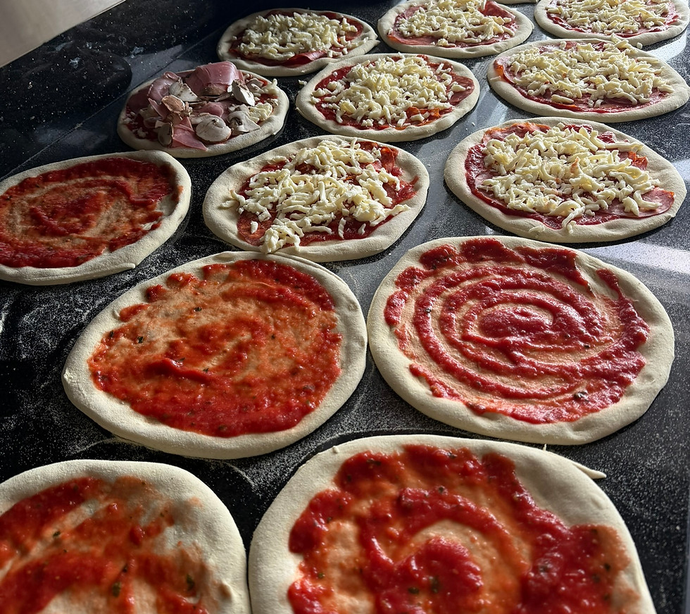 Vorbereitung der Pizzen