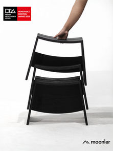 Moonler’s STEP Stacking Stool Wins Design Intelligence Awards as Honorable Mention Award 2024