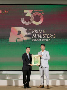 MOONLER COLLECTION CO., LTD. แบรนด์เฟอร์นิเจอร์ไม้จามจุรี ได้รับรางวัล PM's Export Award 2022 "Best