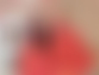В фойе районного центра культуры тематические фотозоны, посвящённые Дню Святого Валентина.
