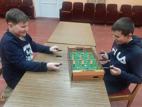 В Лешницком СДК прошёл турнир участников клуба настольных игр "Играйка" по настольному футболу.