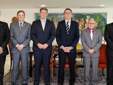 Em meio a crise, Bebianno cancela agenda e não vai ao Planalto