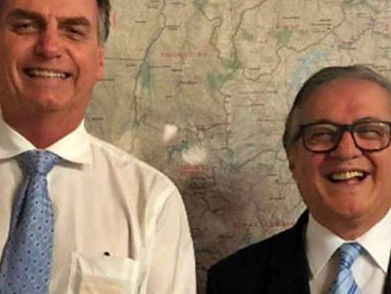 Bolsonaro perguntou se Ricardo Vélez tinha ‘faca nos dentes’