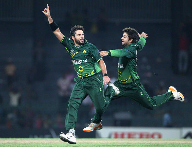 Shahid-Khan-Afridi-Celebrating-After-Taking-Wicket-624x480
