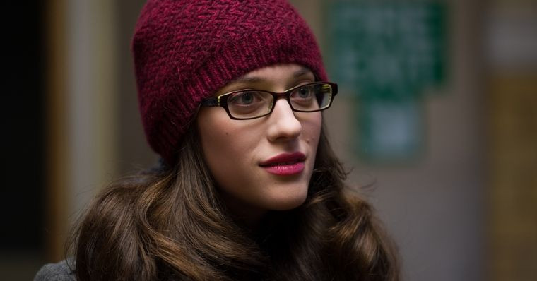 Ausente do MCU desde sua participação em 'Thor: Mundo Sombrio', a personagem Darcy Lewis estará na série WandaVision (Foto: Marvel Studios / Reprodução)