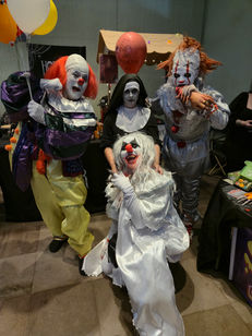 Cosplayers na Horror Expo 2025
