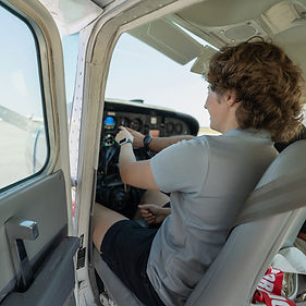 Student-CFI - Plane-34_edited.jpg