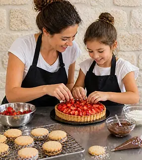 duo-parent-enfant_gouter_tarte-aux-fraises_sable-chocolat-coco.webp