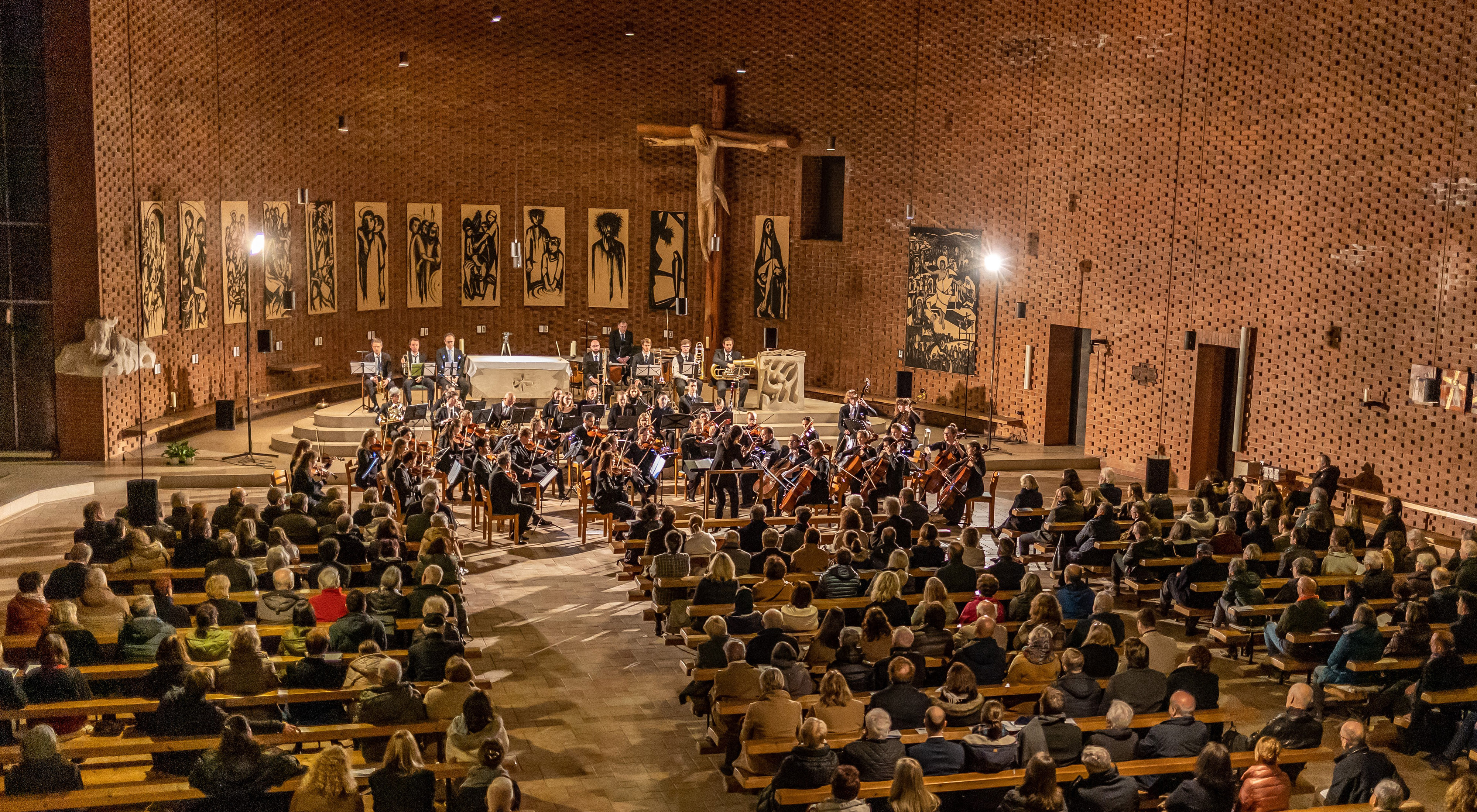 Sinfonietta Passau inaugural concerts at Pfarrkirche St. Peter