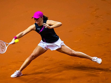 Iga Swiatek playing in Stuttgart in 2024