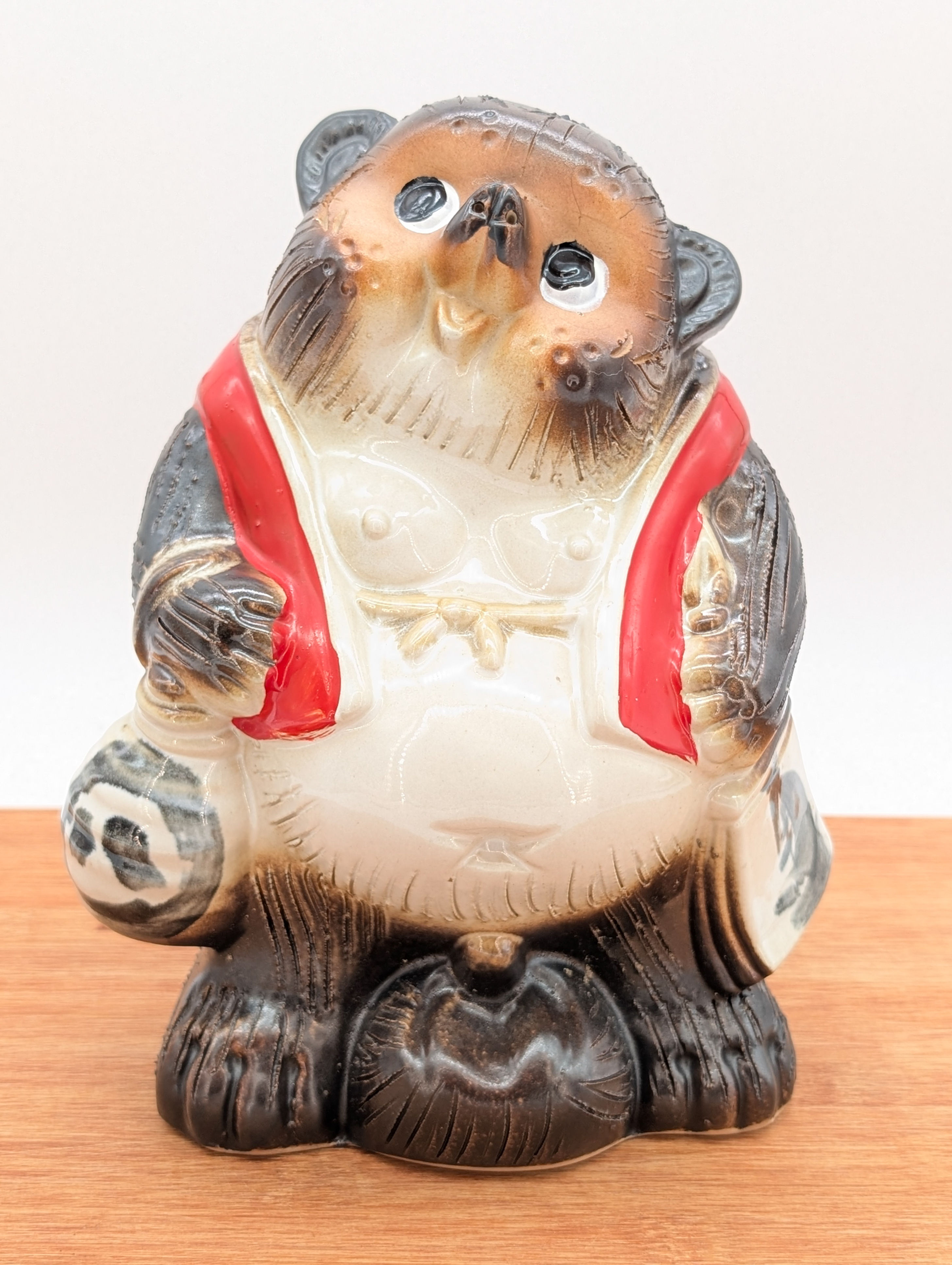 Statue Tanuki Japonaise Vintage en Céramique - Porte-Bonheur 20cm