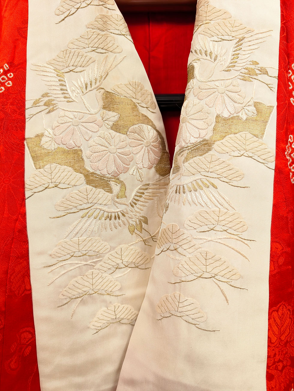 Miniature : Sous-Kimono Juban Rouge - Motifs Shibori & Col Brodé