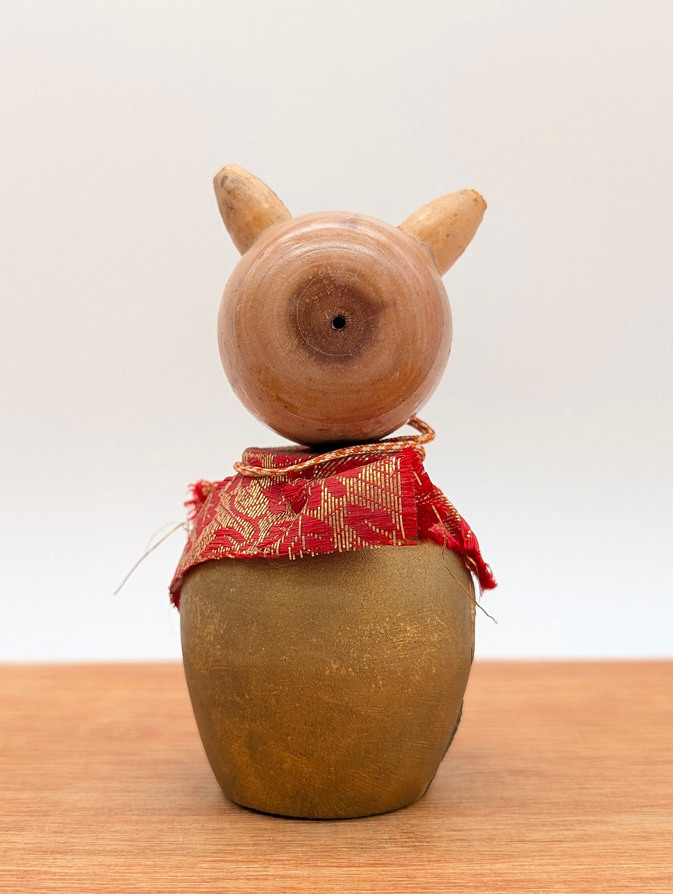 Miniature : Figurine Tanuki Bois Vintage Kokeshi - Porte-Bonheur 12 cm