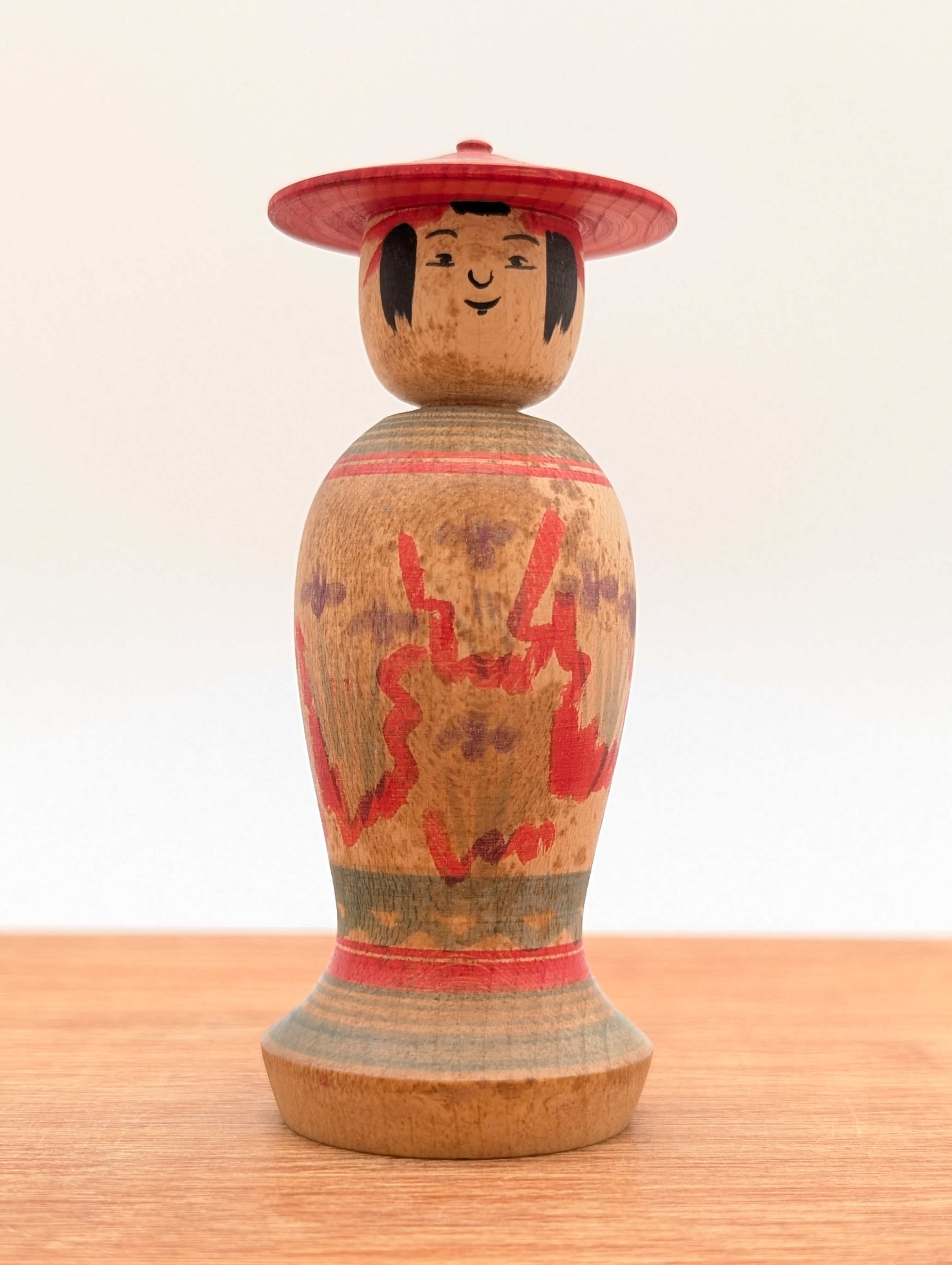 Petite poupée Kokeshi vintage Tsuchiyu chapeau 10 cm