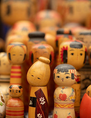 Poupée kokeshi japonaise en bois - Madame Haori.jpg